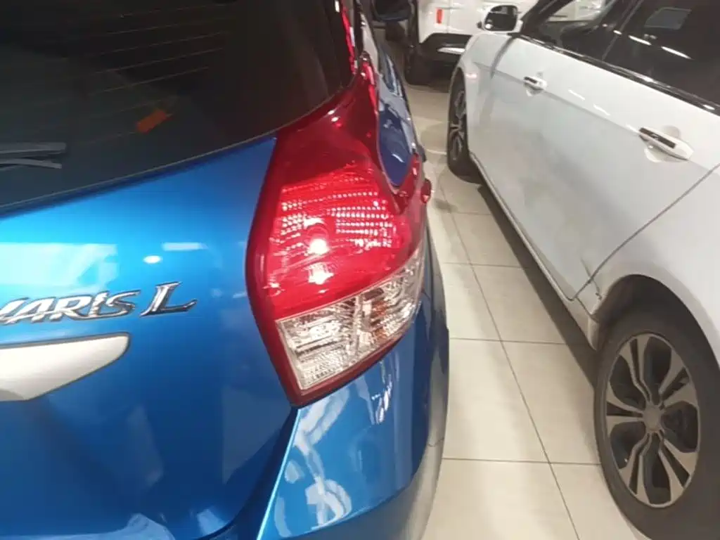 Toyota YARiS L Zhi Xuan 2014 2014 1.5G Automatic Dynamic Edition