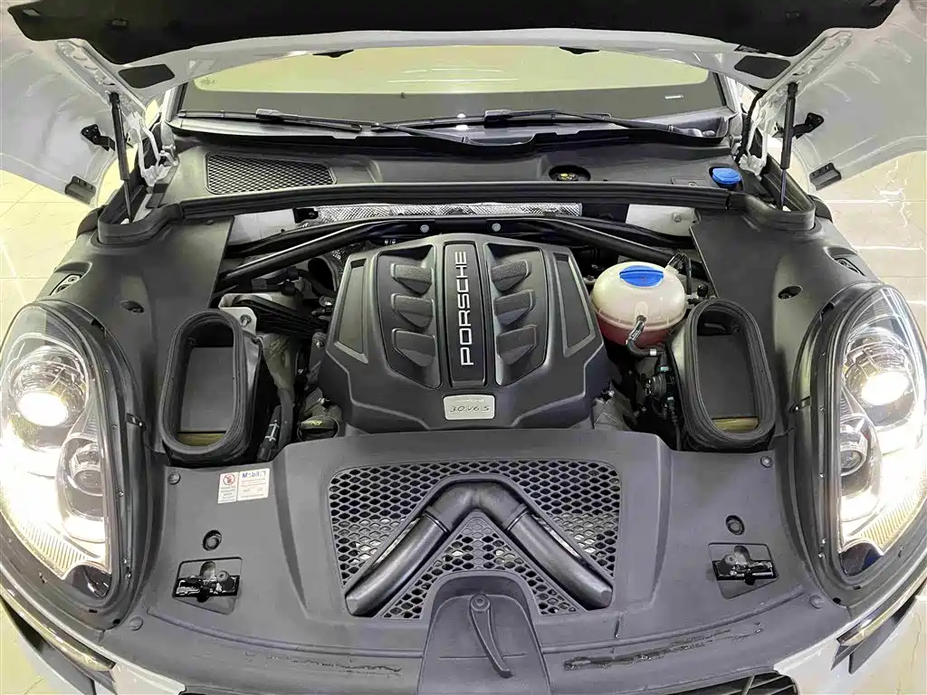 Porsche Macan 2016 Macan S 3.0T фото 14
