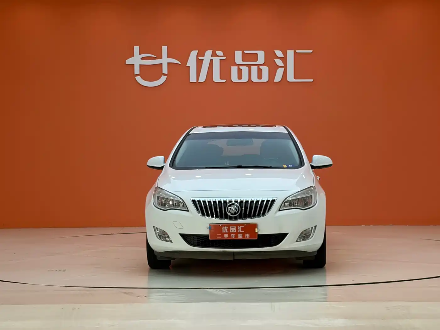 Buick Excelle 2014 XT 1.6L Automatic Fashion фото 2