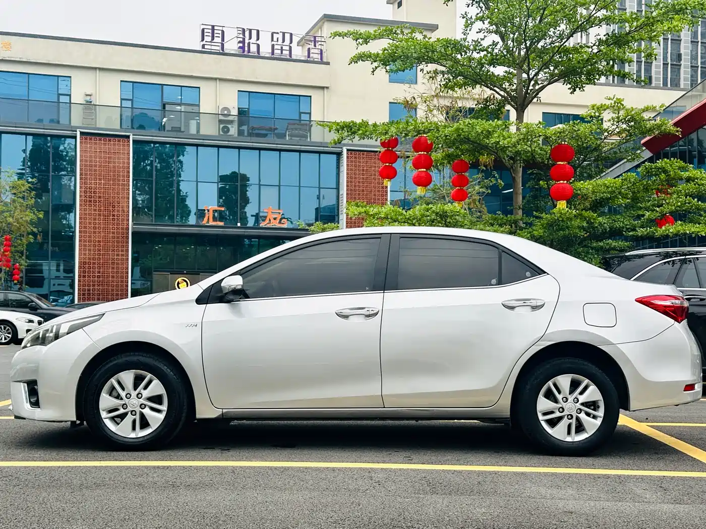 Toyota Corolla 2014 1.6L CVT GL фото 19