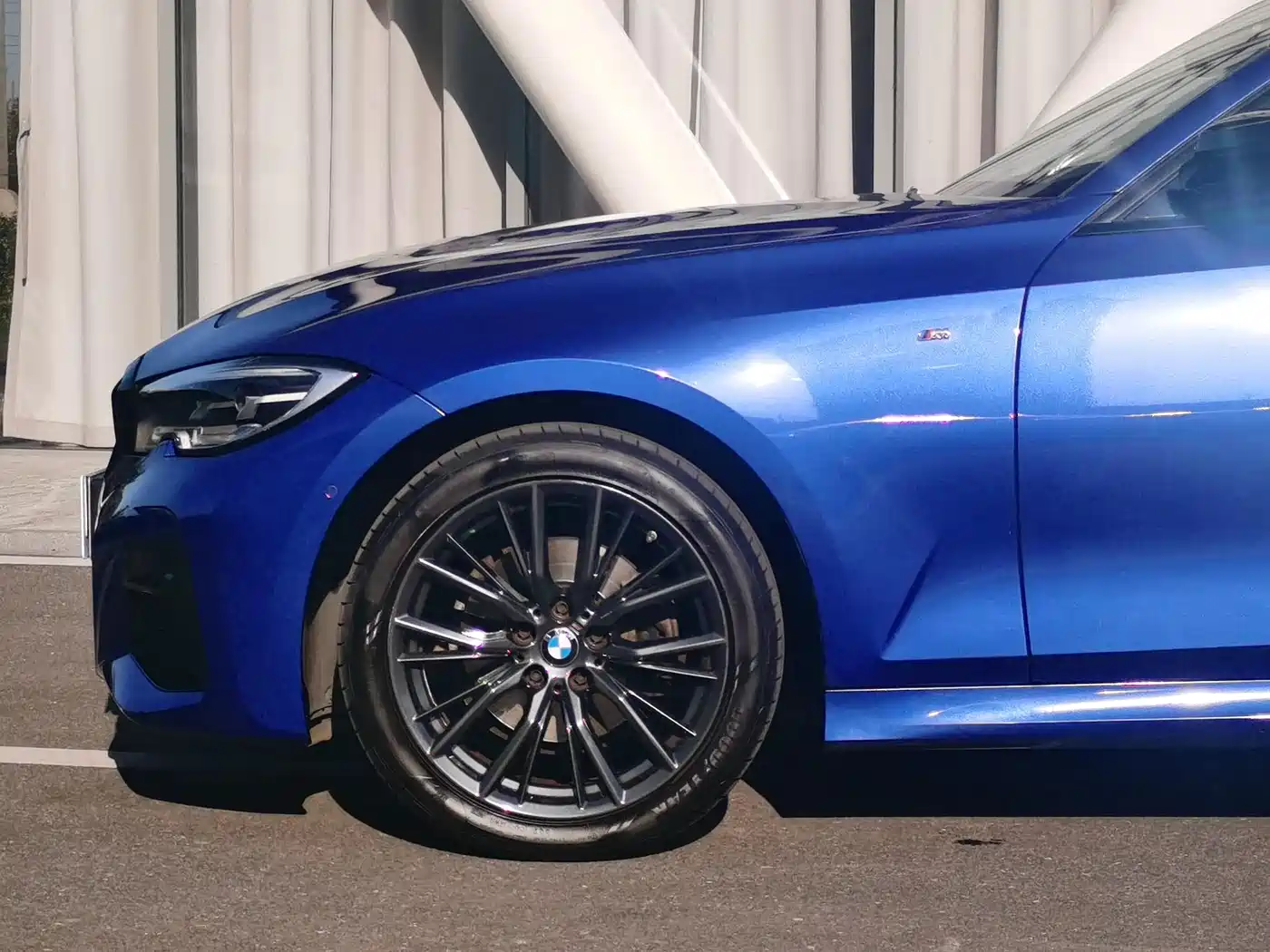 BMW 3 Series 2020 325Li M Sport Black Night Package фото 6