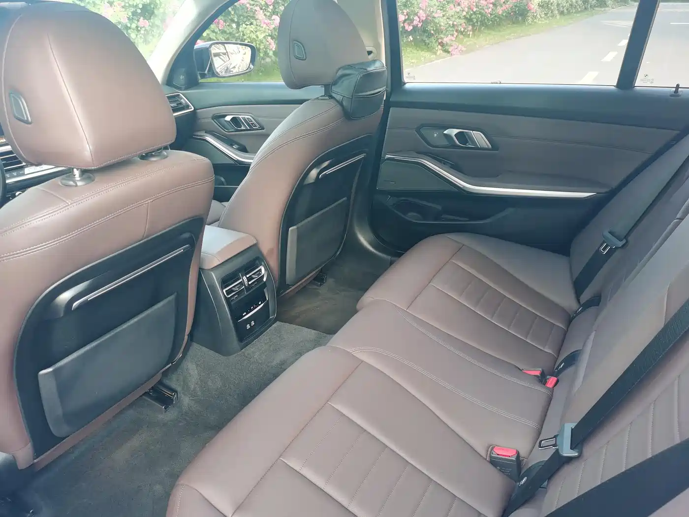 BMW 3 Series 2020 325Li M Sport Black Night Package фото 13