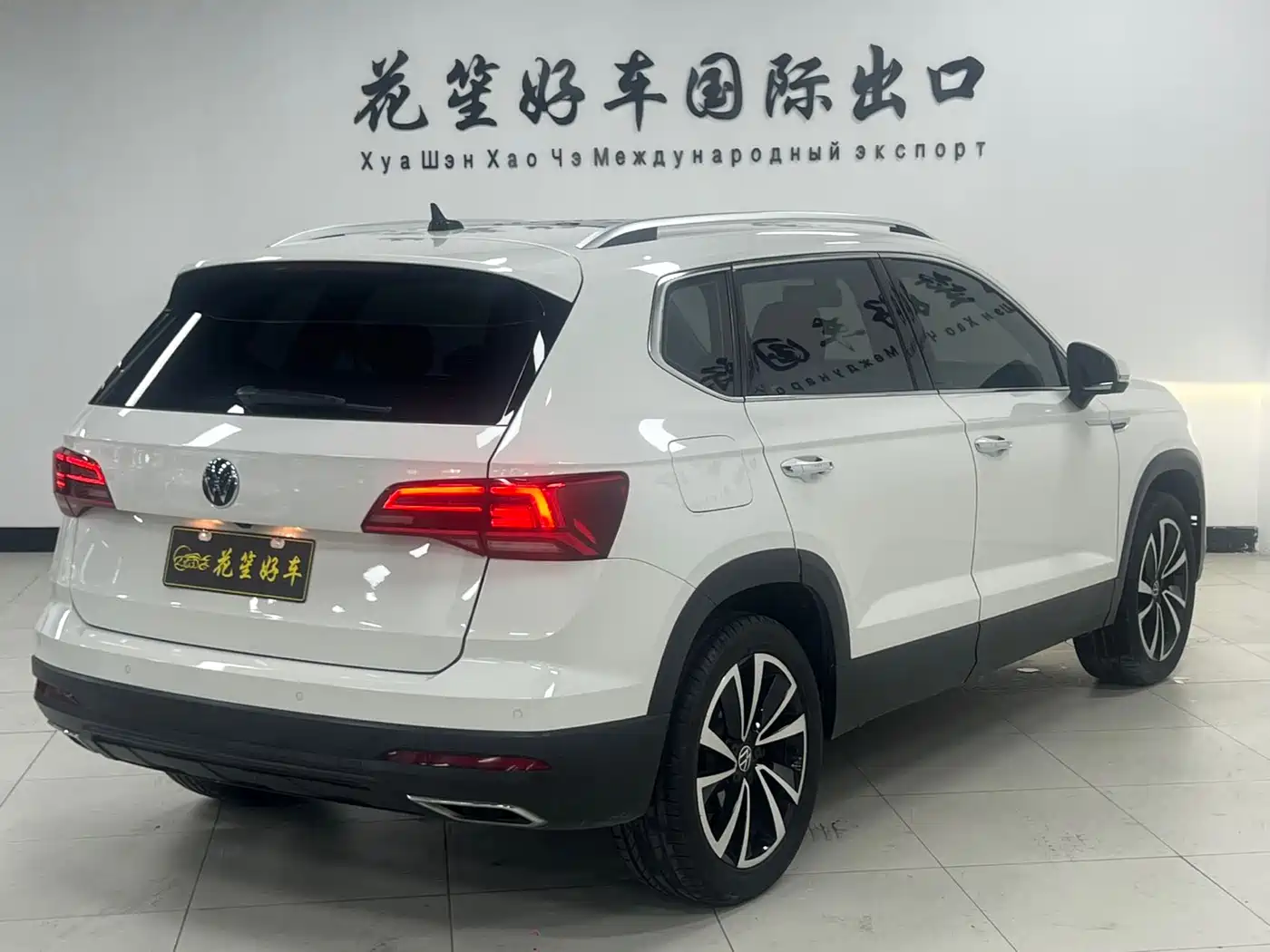 Volkswagen Tharu 2022 280TSI FWD Luxury Edition фото 7