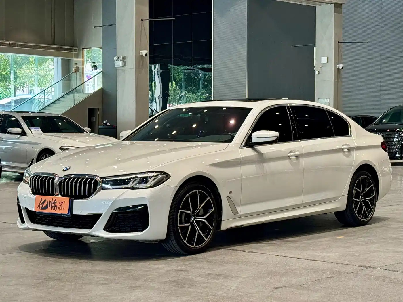 BMW 5 Series 2022 Facelift 530Li Premium M Sport Package