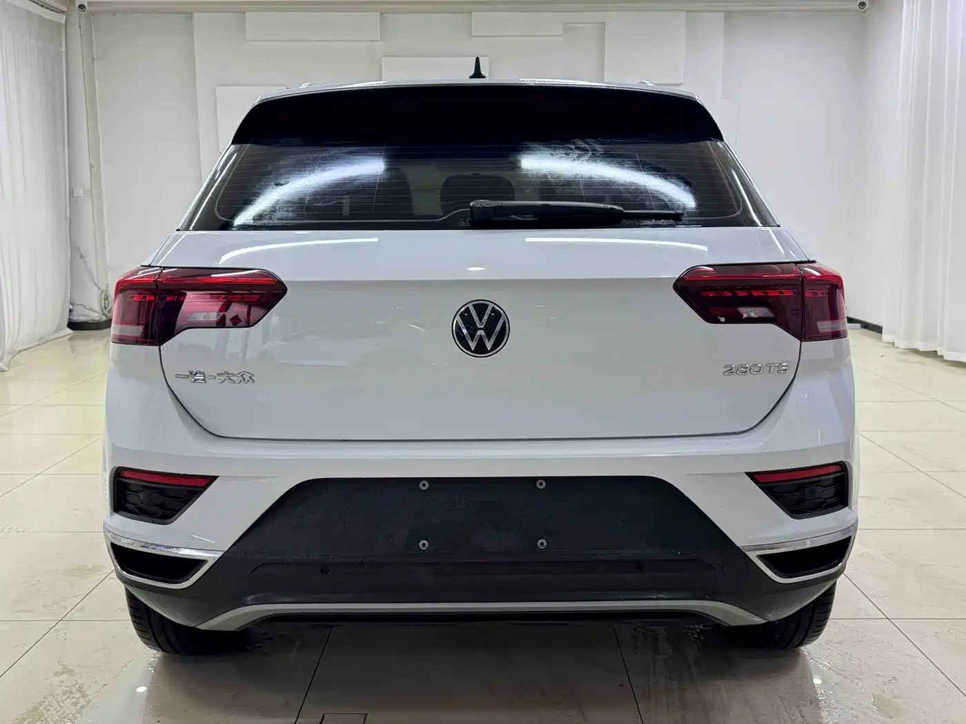 Volkswagen T-ROC 2022 280TSI DSG 2WD Comfort PLUS фото 5