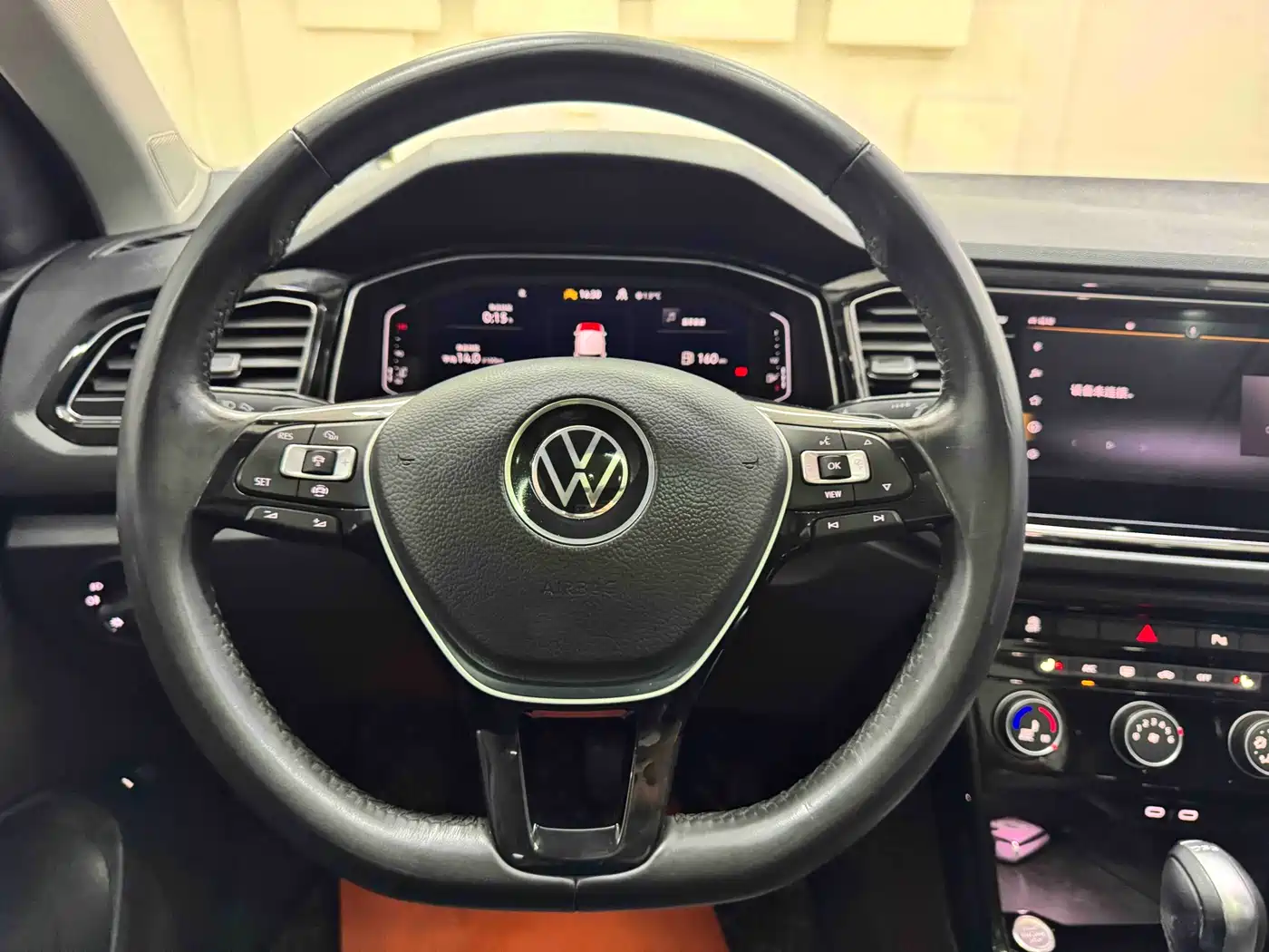 Volkswagen T-ROC 2022 280TSI DSG 2WD Comfort PLUS фото 15