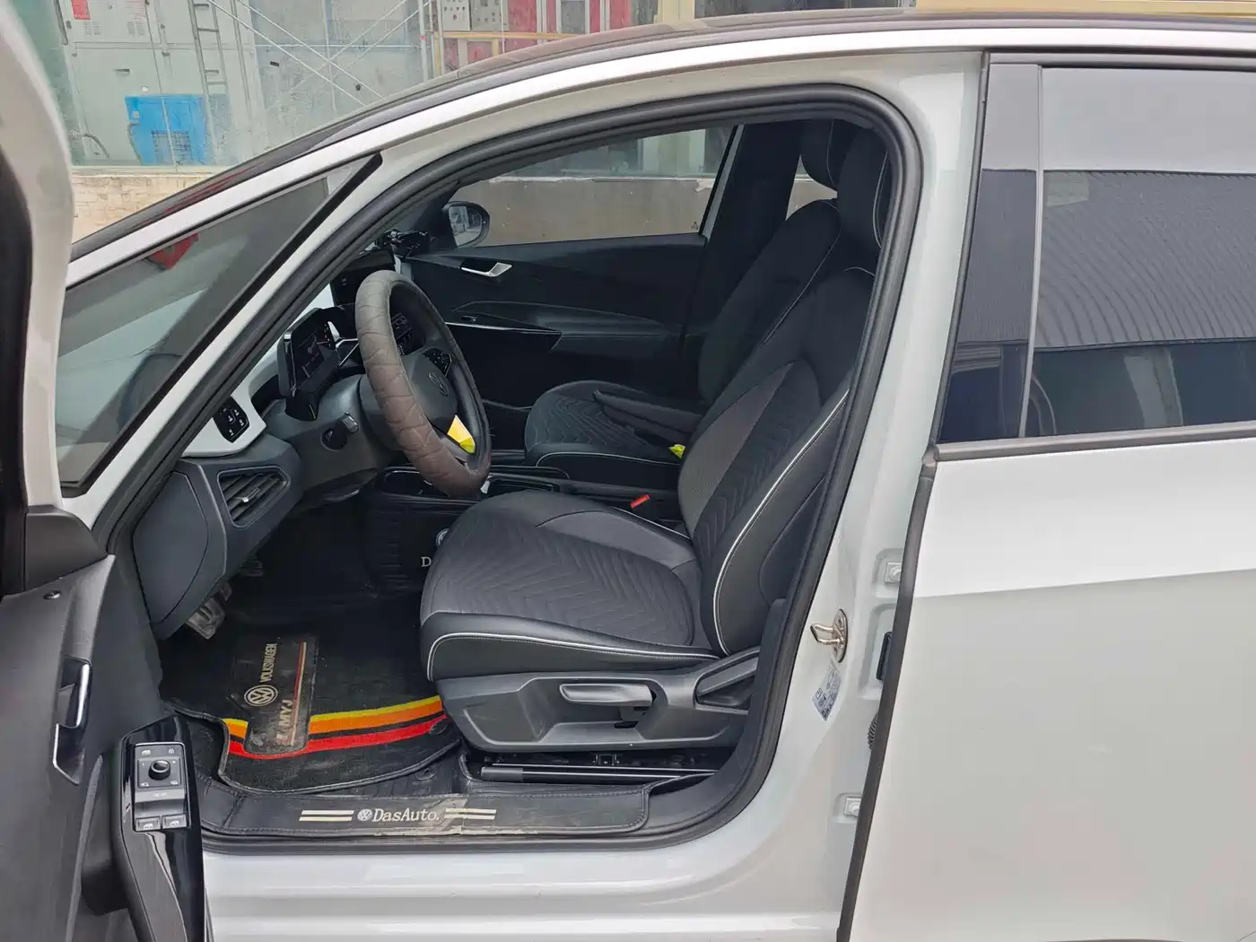 Volkswagen ID.3 2023 Upgraded Pure Intelligence Edition фото 5
