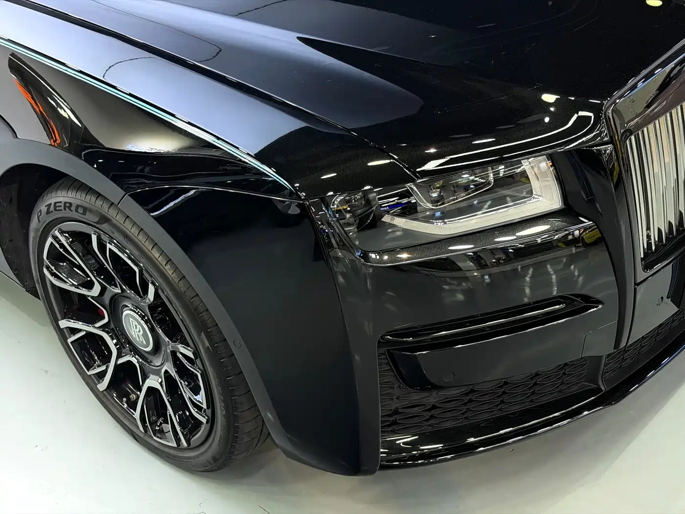 Rolls-Royce Ghost 2023 2022 6.7T Black Badge