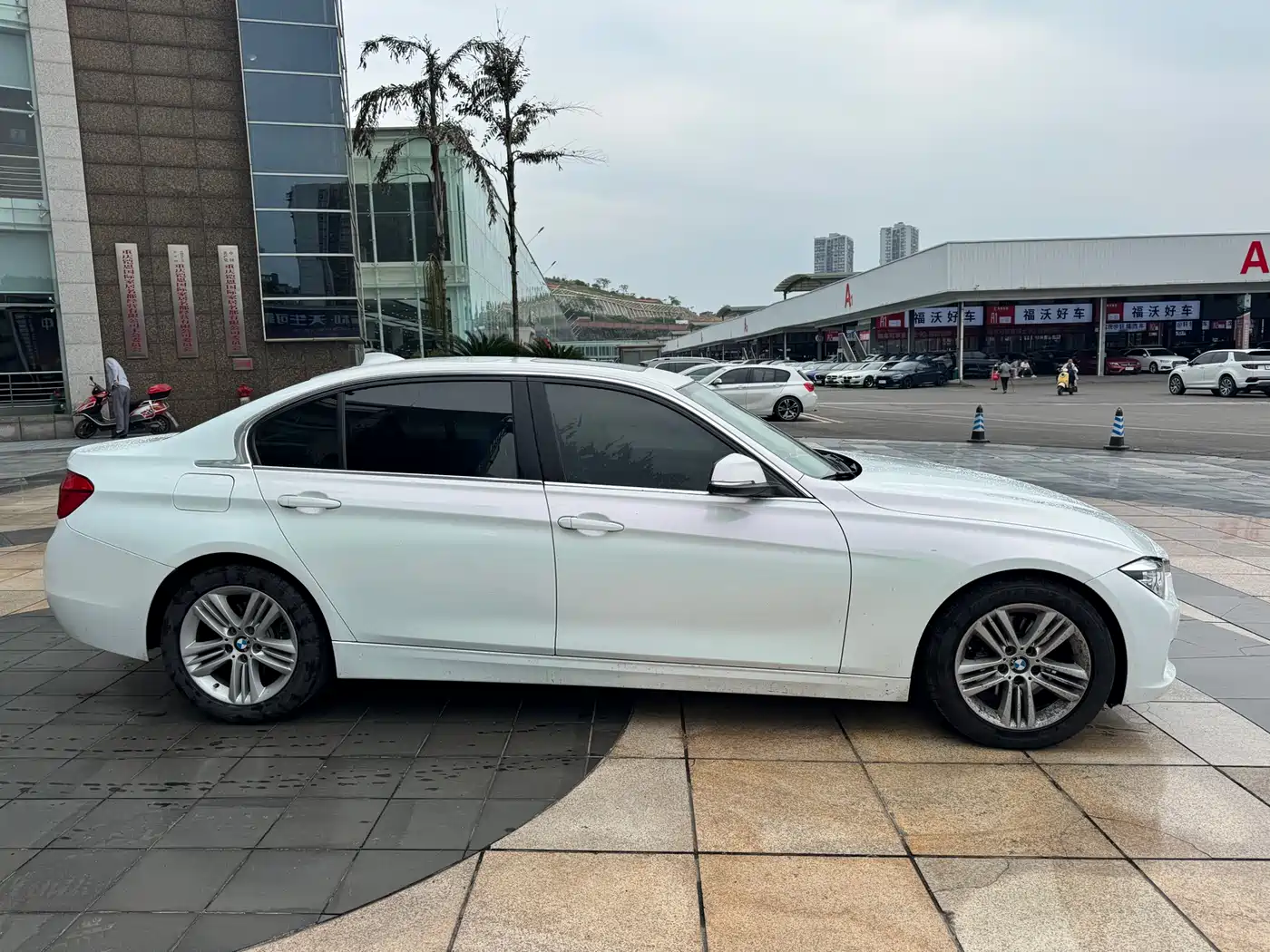 BMW 3 Series 2017 320Li Fashion фото 5