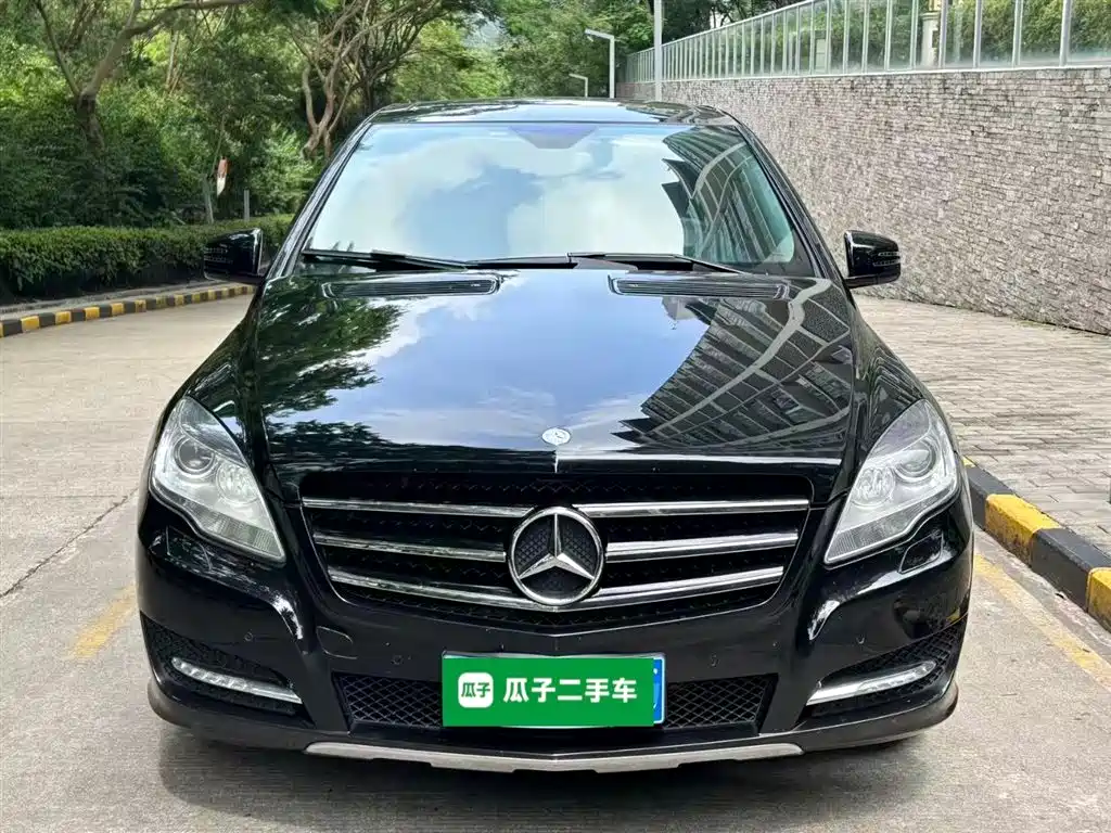Mercedes-Benz R-Class 2017 R 320 4MATIC Business Collector's Edition фото 3
