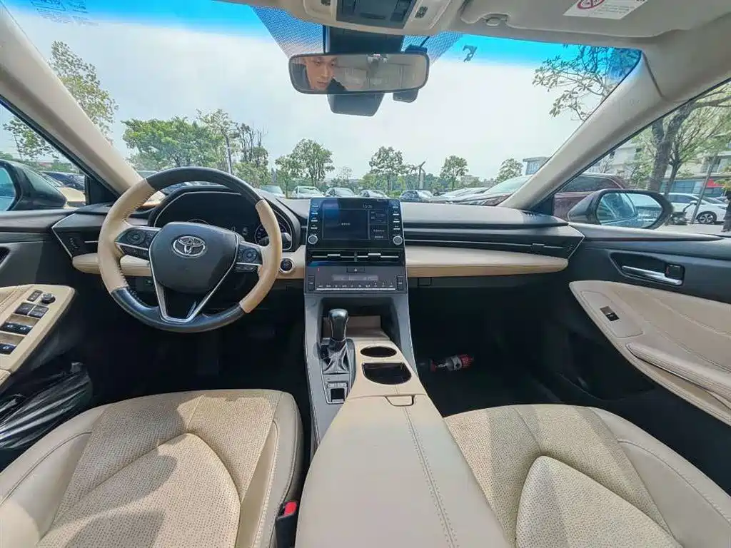 Toyota Avalon 2020 2019 2.0L XLE Premium Edition (China VI)