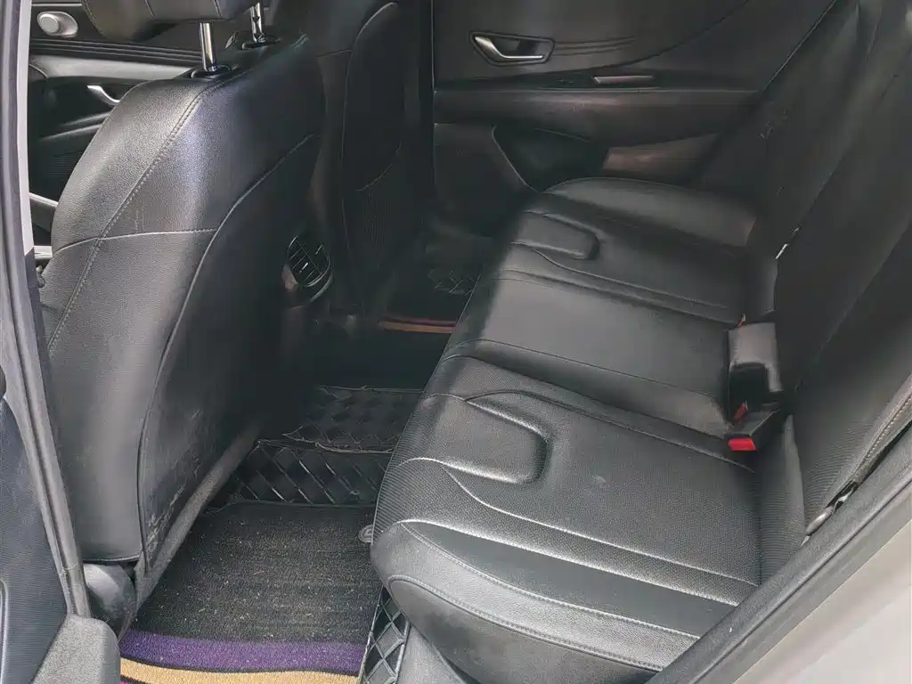 Hyundai Elantra 2023 1.5L CVT GLX Elite Edition фото 5