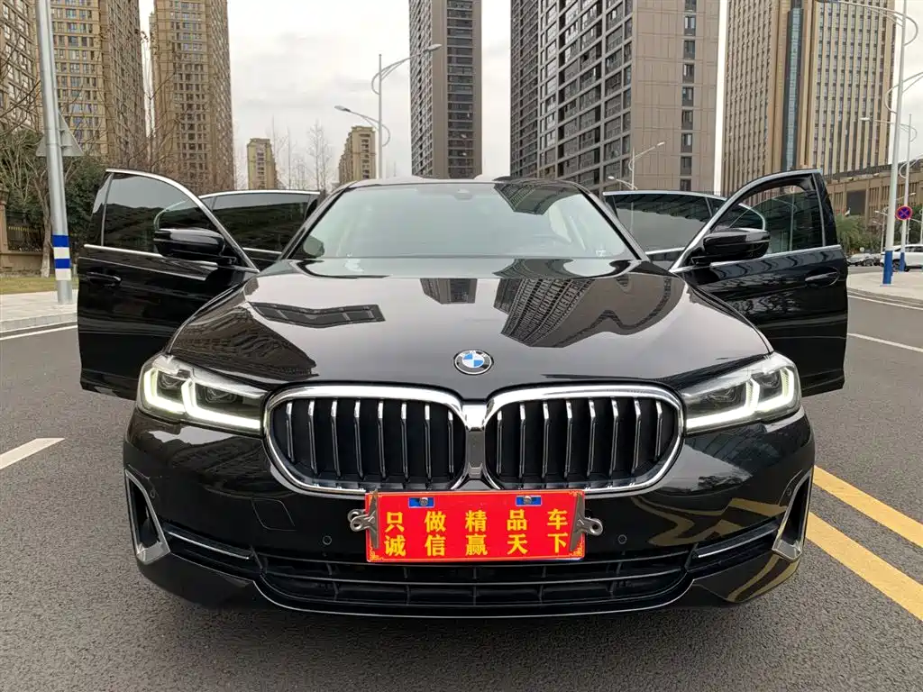BMW 5 Series 2022 Model Second Facelift 530Li Leading Luxury Package фото 2