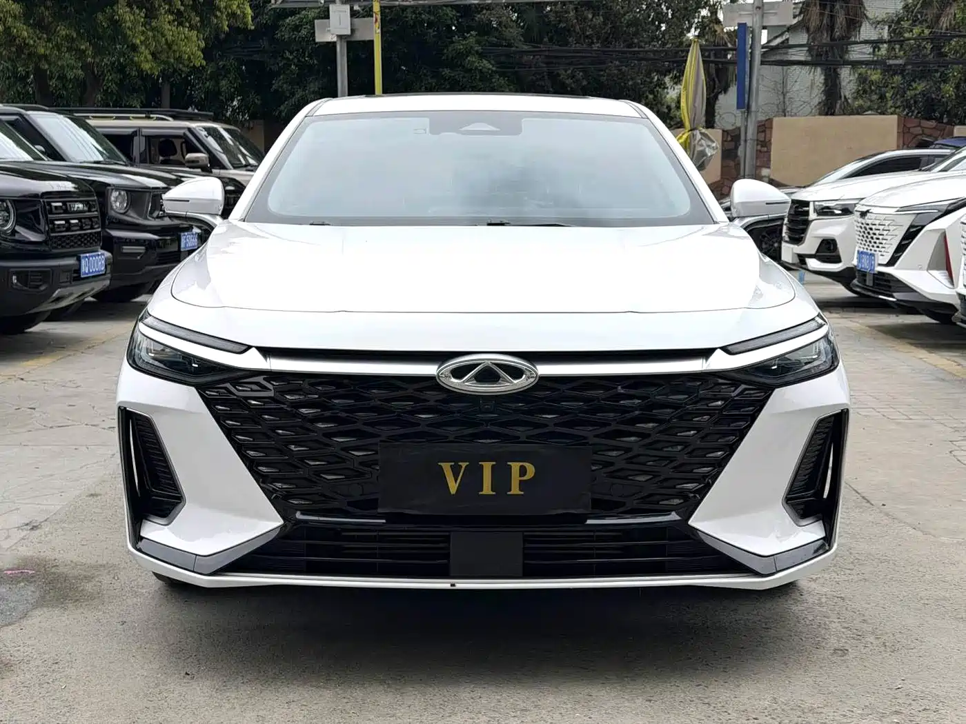 CHERY ARRIZO 8