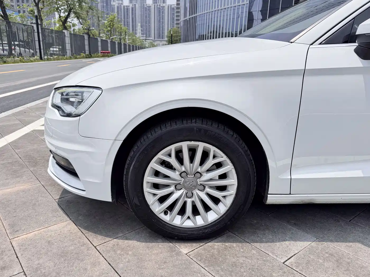 Audi A3 2016 Limousine 35 TFSI Leadership фото 25