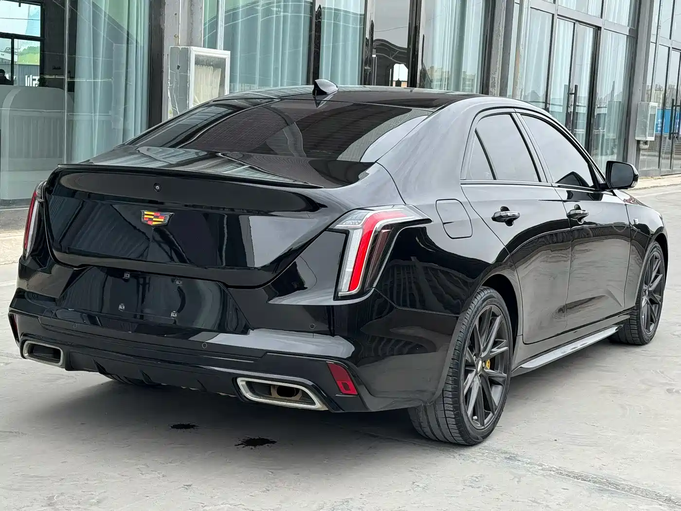 Cadillac CT4 2021 28T Premium Edition фото 6