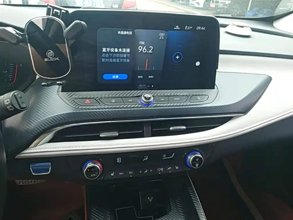 Buick Velite 6 2019 Connected Smart Edition фото 13