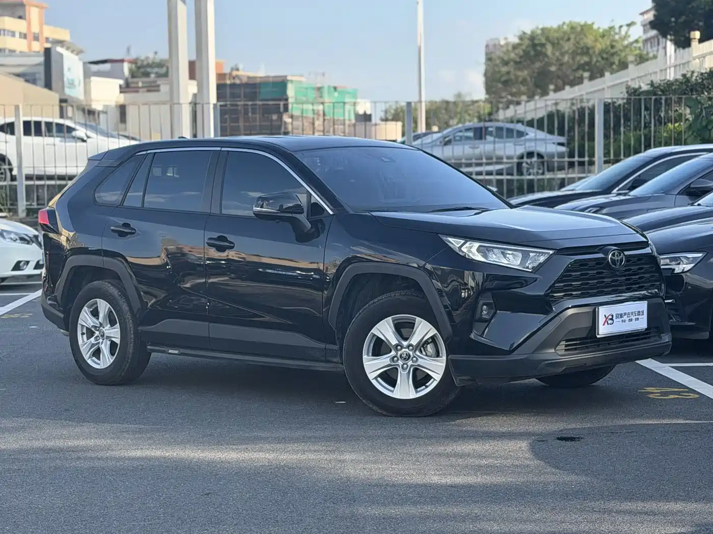 Toyota RAV4 Rongfang 2023 2.0L CVT 2WD Urban Edition фото 3