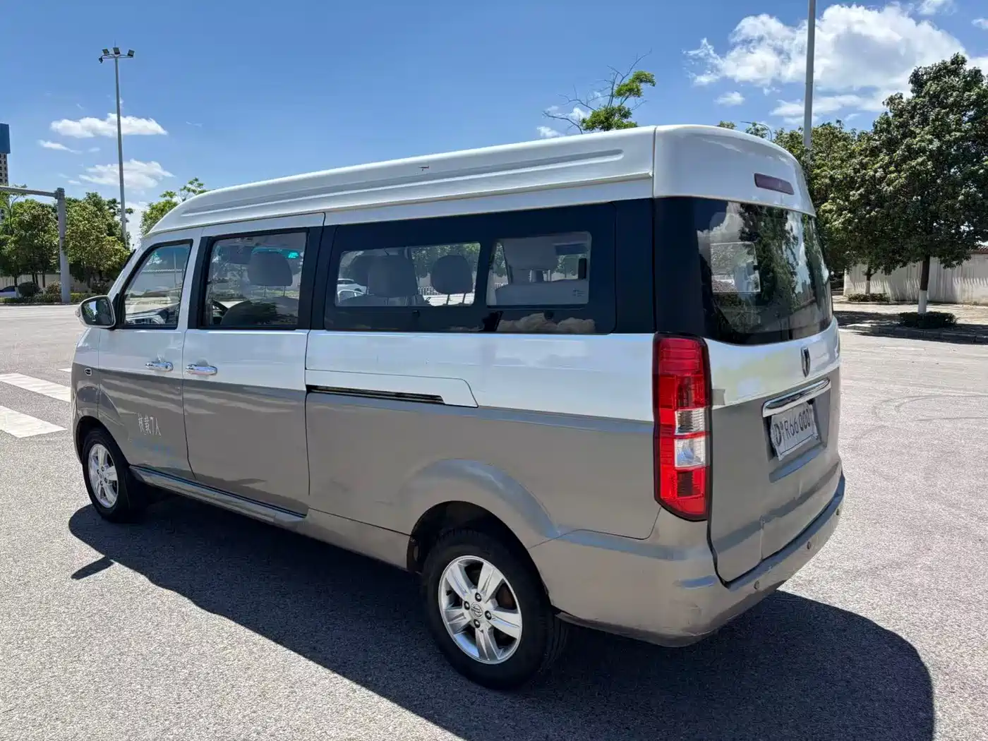 Jinbei New Hiace X30L 2020 2016 1.5L Fortune Edition DLCG14