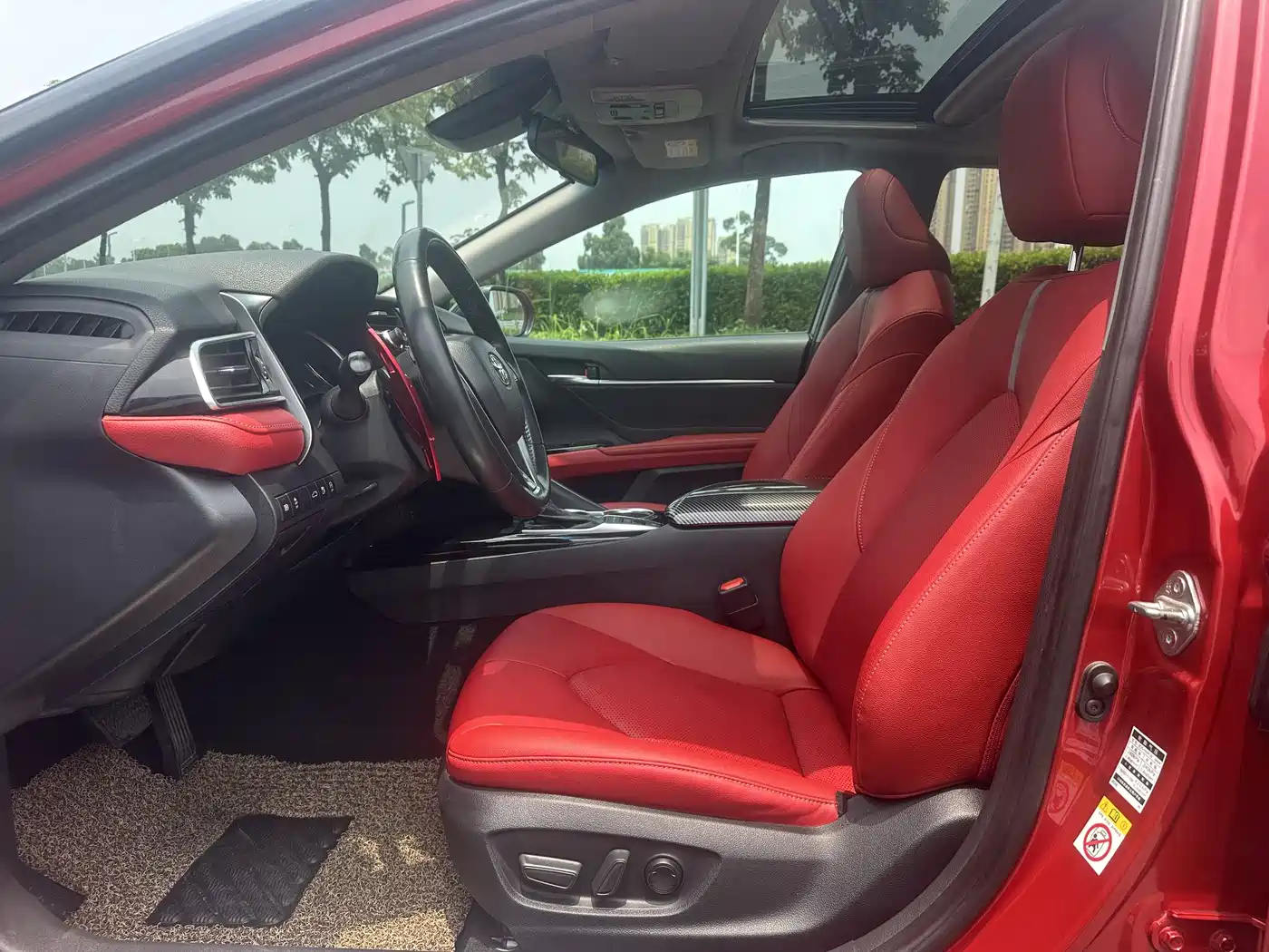 Toyota Camry 2018 2.5S Trend Edition фото 13