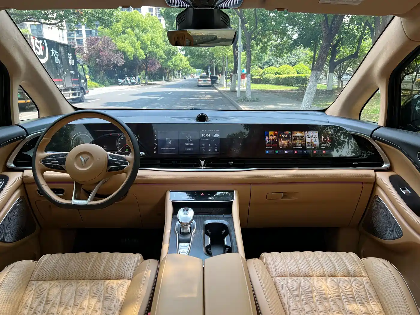 Voyah Auto Voyah Dreamer 2024 PHEV Extended Range Flagship Edition фото 4