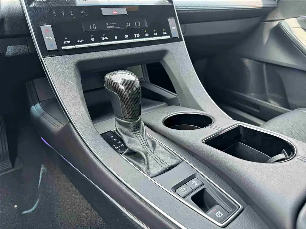 Toyota Avalon 2019 2.0L XLE Premium Edition (China VI) фото 24