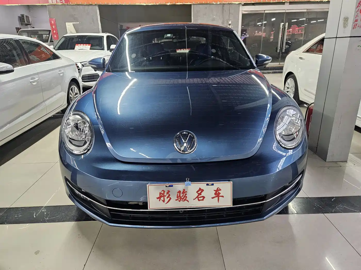 Volkswagen Beetle 2016 Model 180TSI Club Edition фото 2