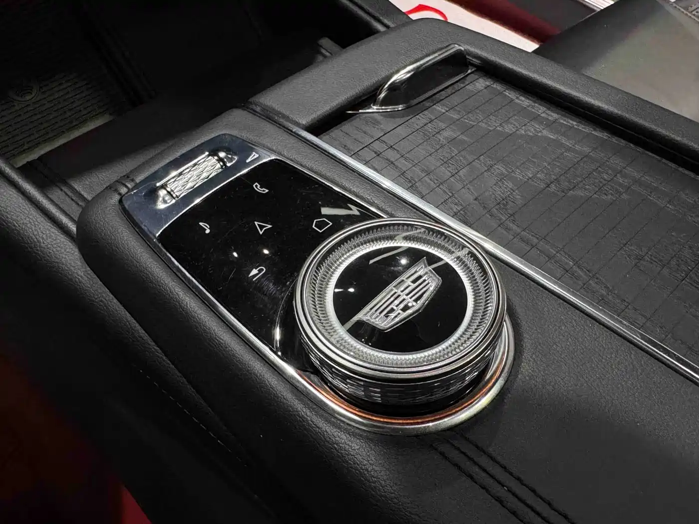 Cadillac CT6 2023 28T Premium Model фото 10