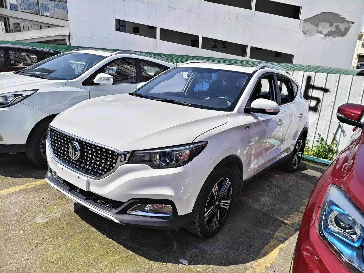 MG ZS 2018 2018 1.5L Automatic Internet Premium China V