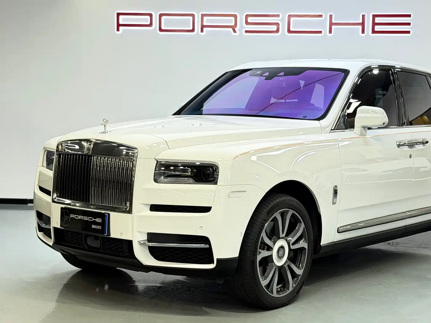 ROLLS-ROYCE CULLINAN