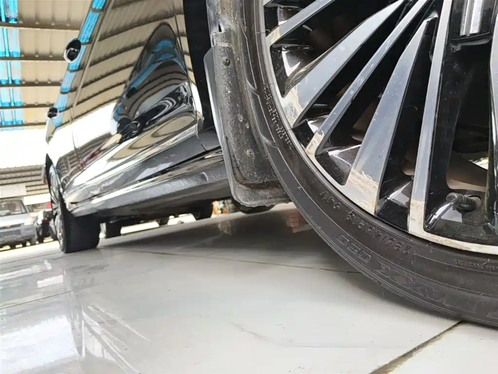 Volkswagen Passat 2019 330TSI Luxury Edition China VI фото 21