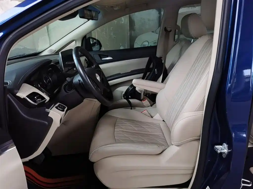 Buick GL8 2023 Land Business Class Smart Premium фото 15