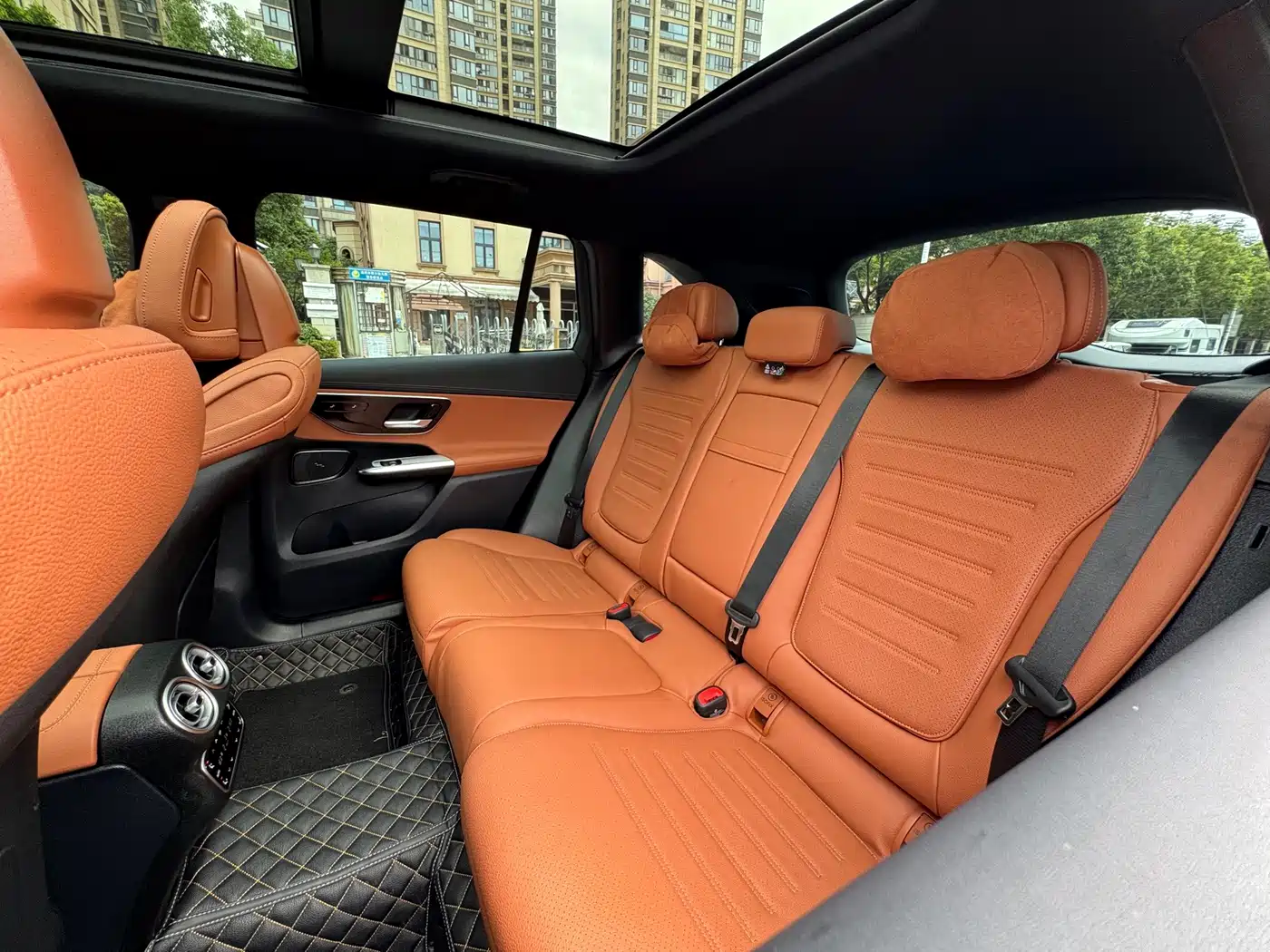 Mercedes-Benz GLC 2025 2025 GLC 300 L 4MATIC Dynamic 5-seater