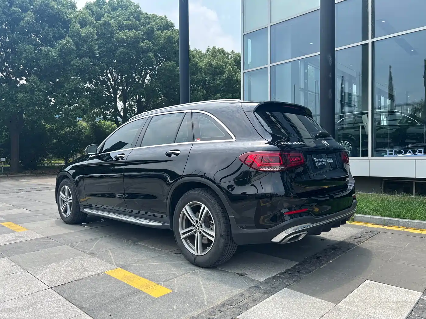 Mercedes-Benz GLC 2020 GLC 260 L 4MATIC Luxury фото 12