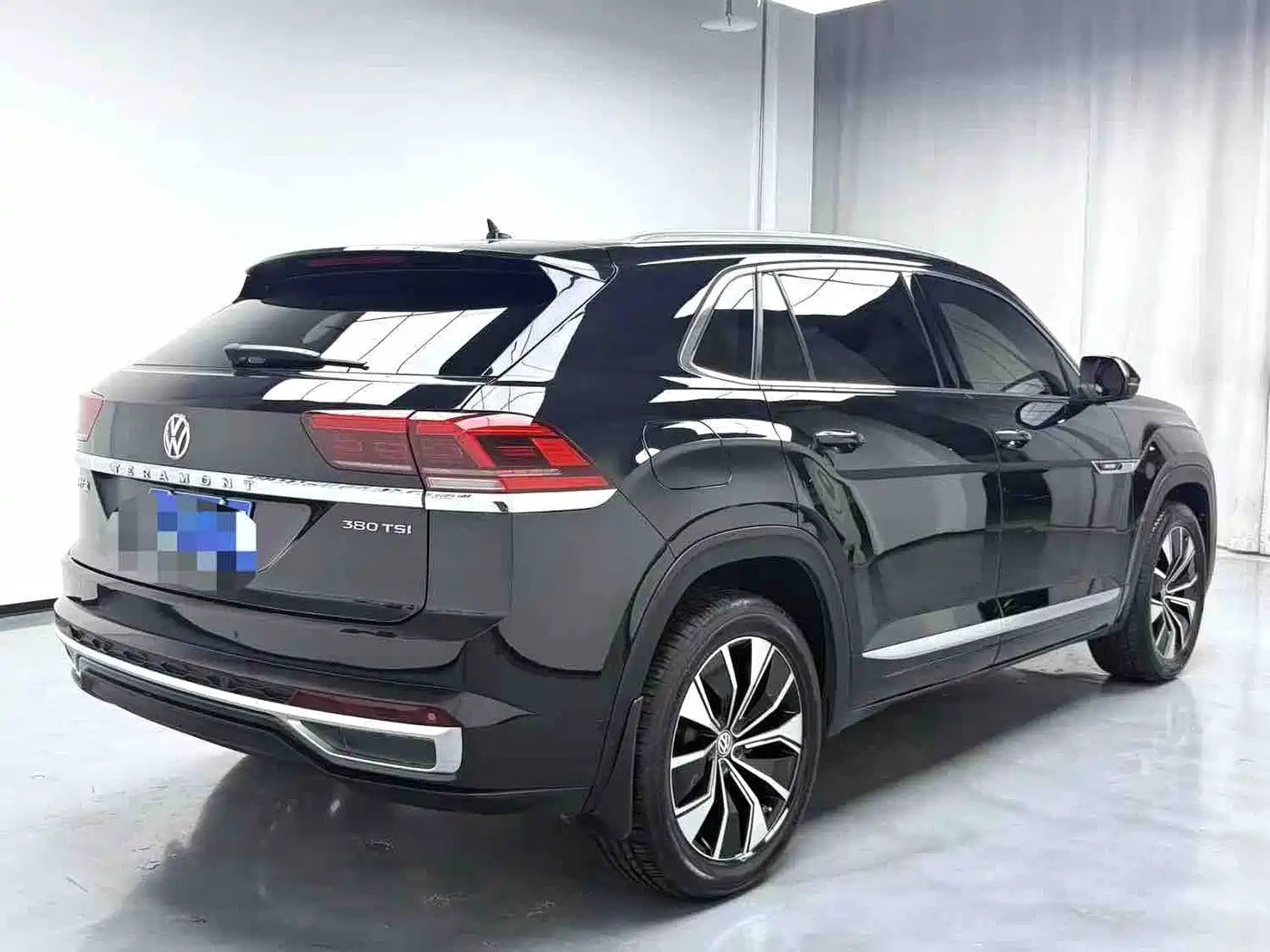 Volkswagen Teramont 2019 Model Teramont X 380TSI 4WD Prestige Luxury Edition фото 8