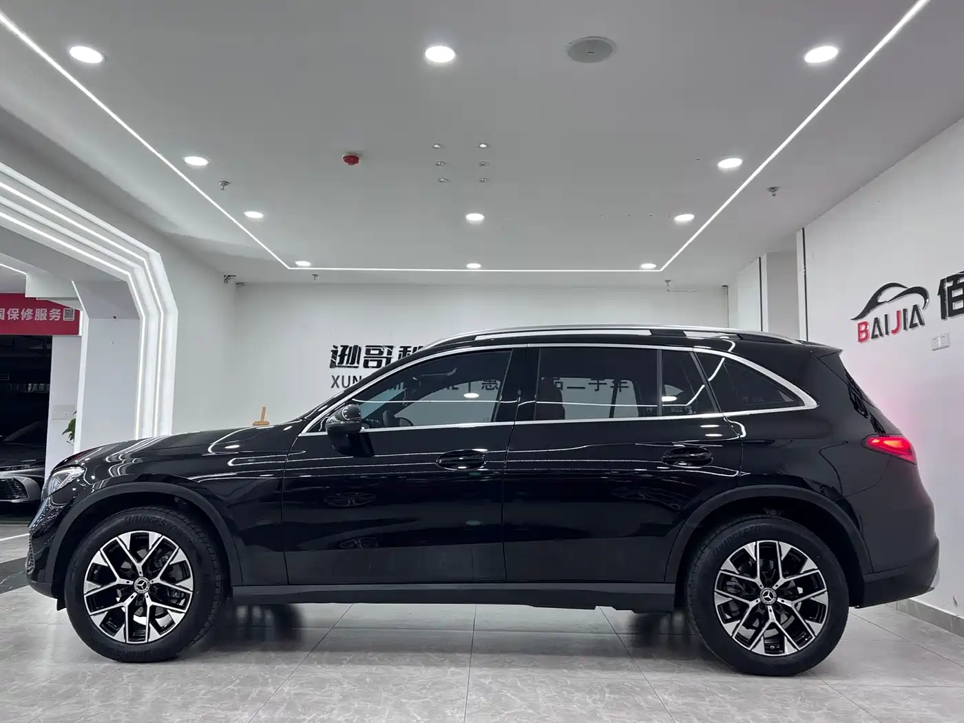 Mercedes-Benz GLC 2024 GLC 260 L 4MATIC Dynamic 5-seater фото 4
