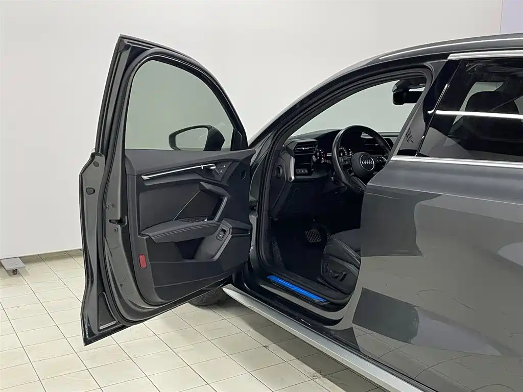 Audi A3 2023 Sportback 35 TFSI Fashion Sport фото 10