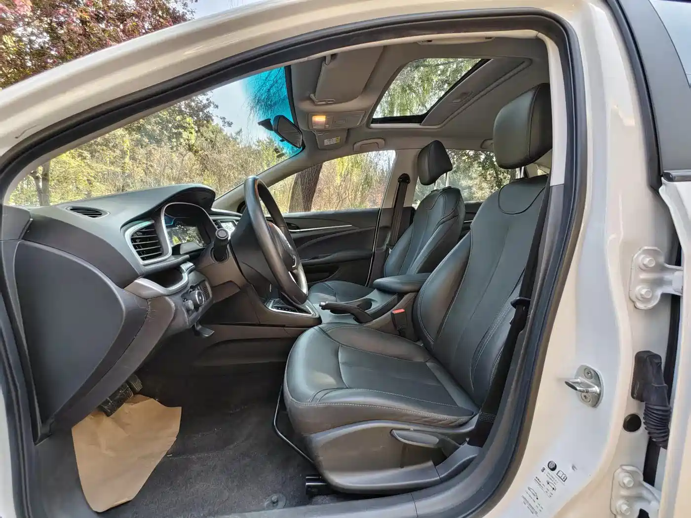 Buick Excelle 2021 Facelift 1.3T Auto Mild Hybrid Elite фото 4