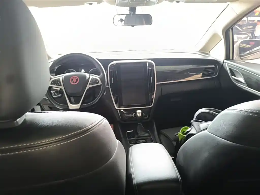BYD Song MAX 2017 1.5T Auto Smart Elite 7-Seater фото 10