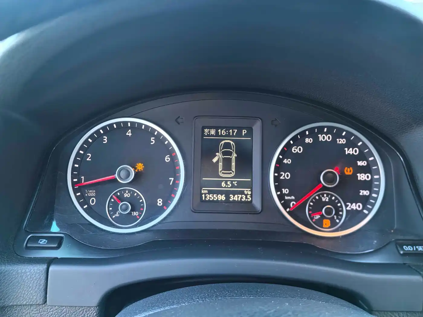 Volkswagen Tiguan 2012 2.0TSI Automatic 4WD Elite Edition фото 14