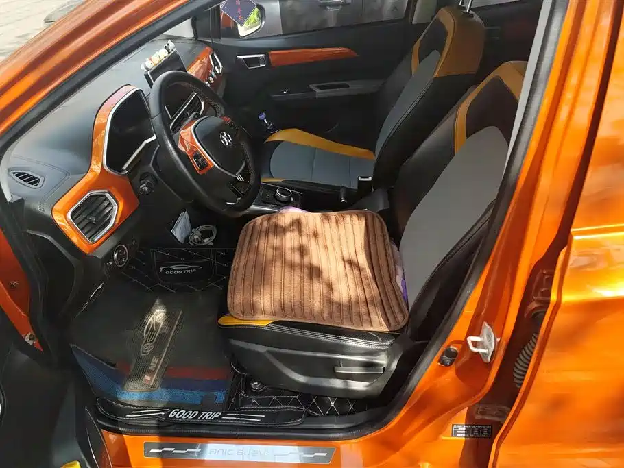BAIC NEW ENERGY EC3
