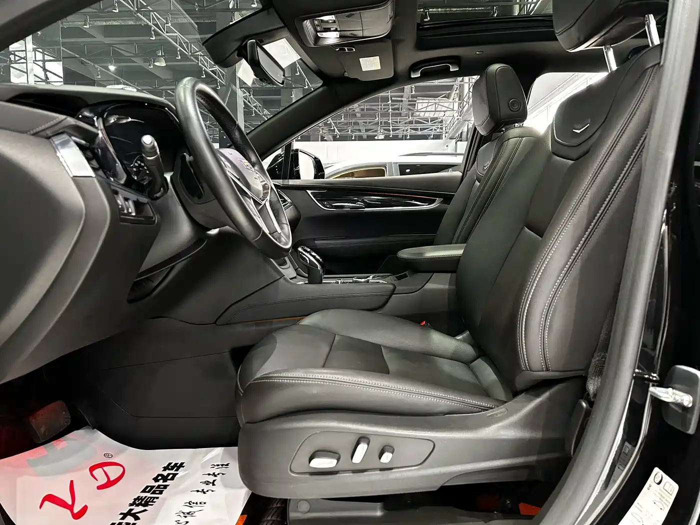 Cadillac XT5 2020 28T Luxury Model фото 4