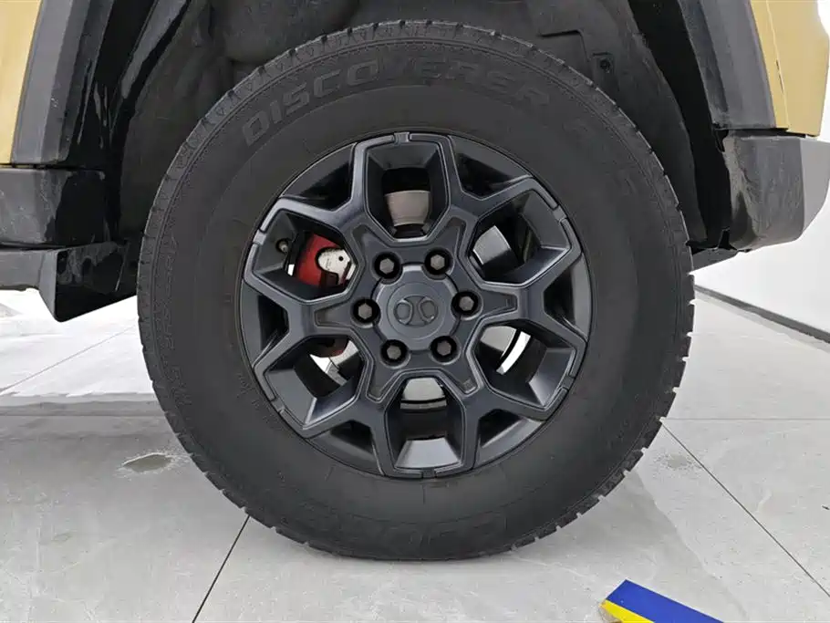 BAIC ORV Beijing Offroad BJ40 2019 2.3T Auto 4WD Hanta Champion Edition China VI фото 6