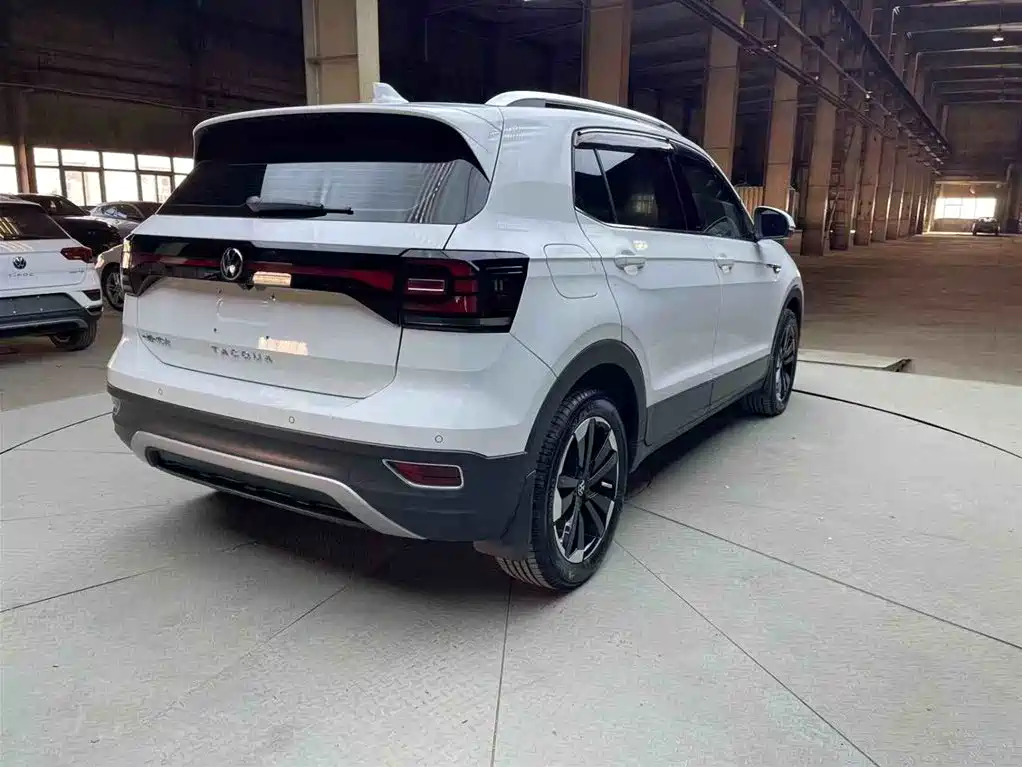 Volkswagen Tanying 2021 1.5L Automatic Smart Connect Edition фото 5