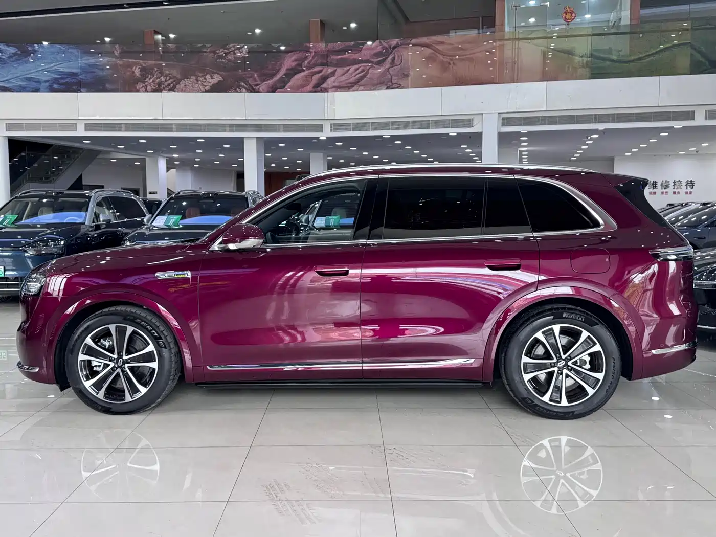 AITO Wenjie AITO M7 2026 Extended Range Ultra AWD 5-Seater фото 5