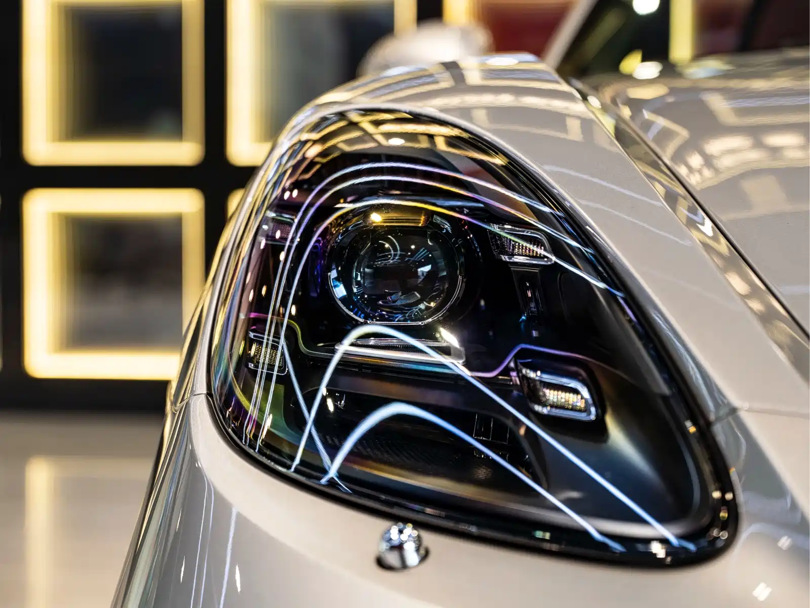 Photo 8 - Porsche 718