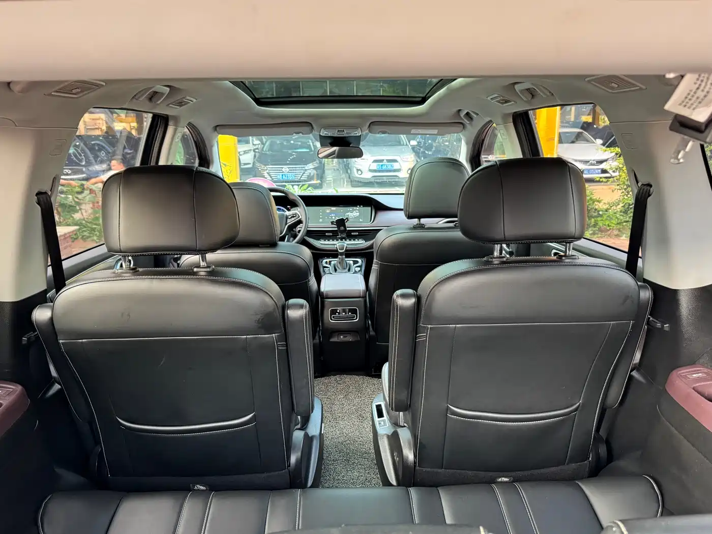 GAC Trumpchi Trumpchi M6 2021 270T DCT Premium Edition (7-seater) фото 25