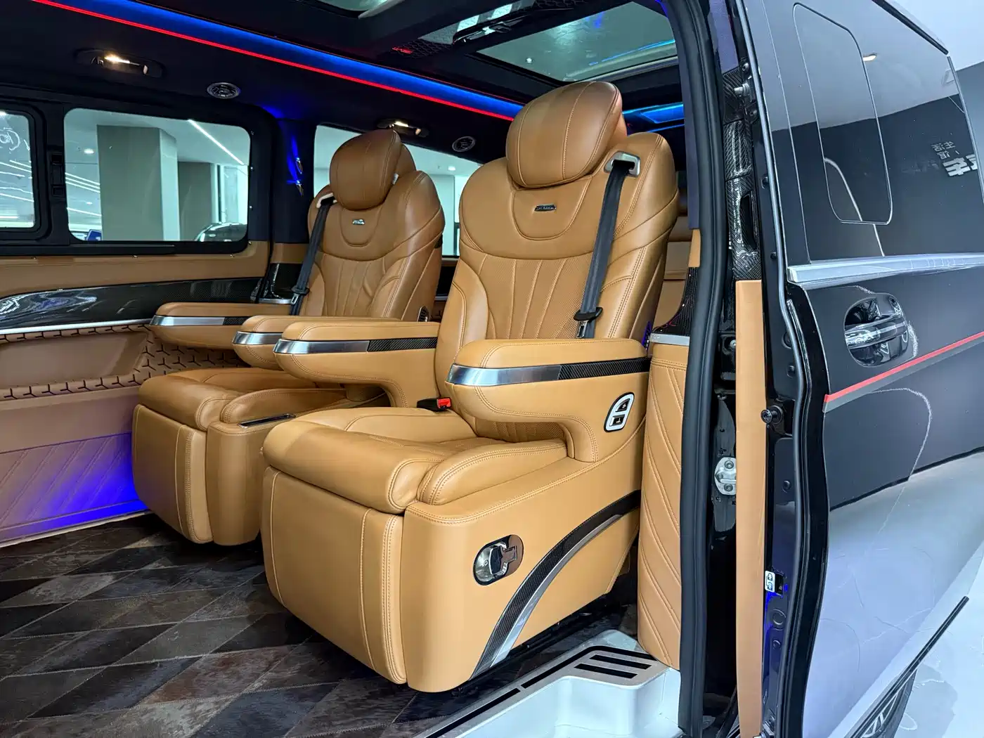 AM XIAOAO XIAOAO V CLASS