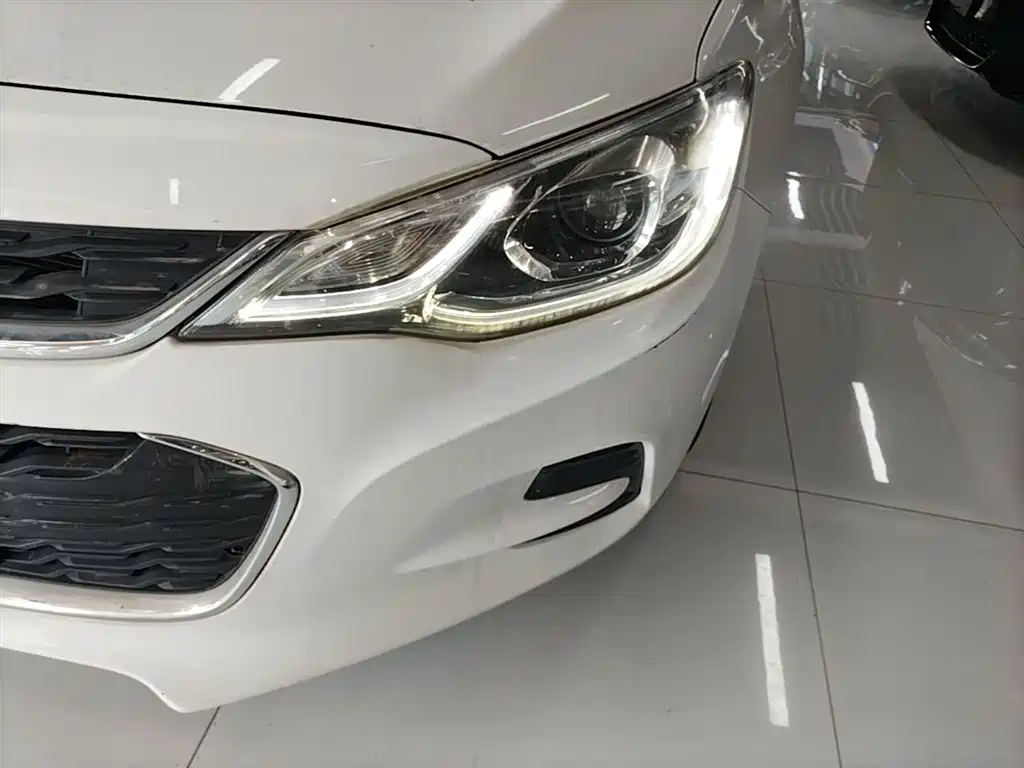 Chevrolet Cavalier 2019 320 Automatic Joy Edition фото 24