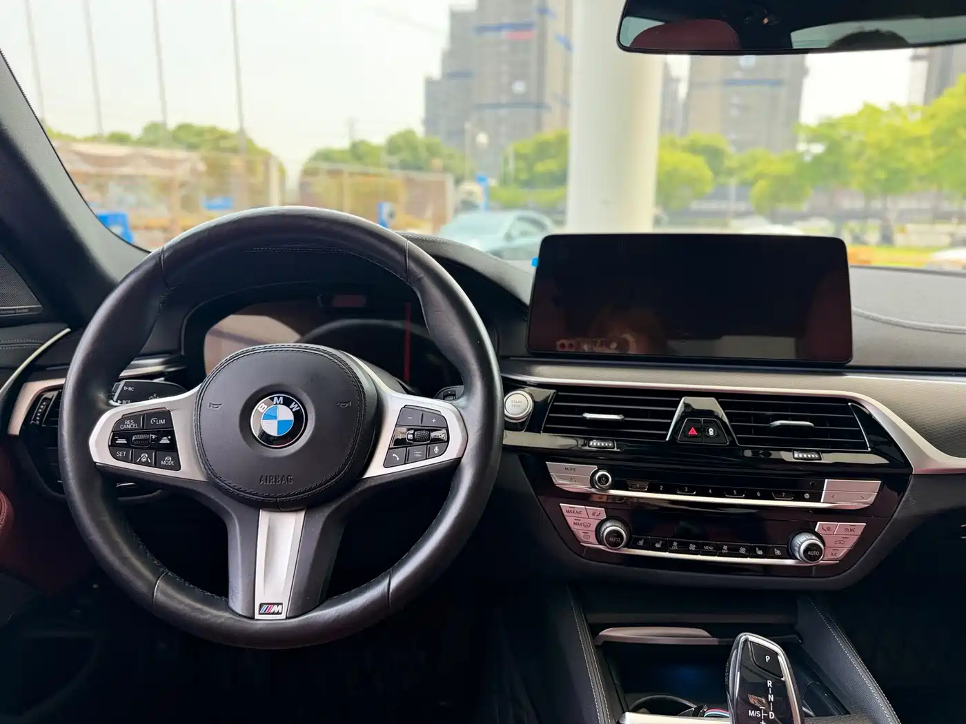BMW 5 Series New Energy 2021 Facelift 535Le Pioneer M Sport Package фото 11